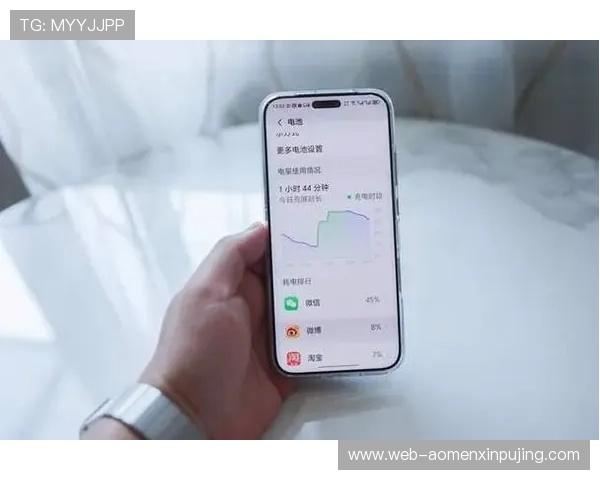 全面优化的真人视讯安卓版界面设计让操作更加便捷流畅，带来极致视觉享受和真实互动体验
